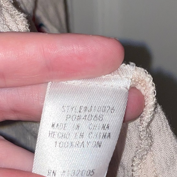 EUC ENTRO FLORAL EMBROIDERED KIMONO - Picture 3 of 5